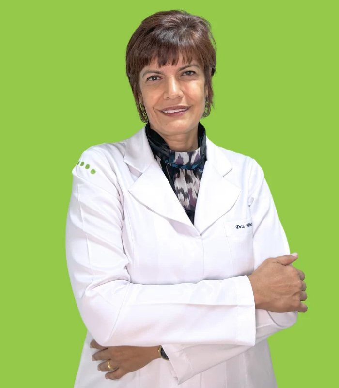 Dra. Márcia Barbosa da Cunha Lima Especialidades: Oftalmologia geral clínica e cirúrgica e oftalmoplástica