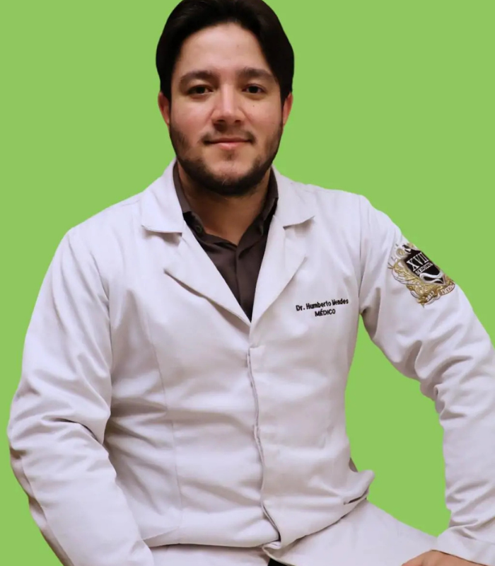 Dr. Humberto Luiz Santos Mendes Especialidades: Retina Clínica e Cirúrgica